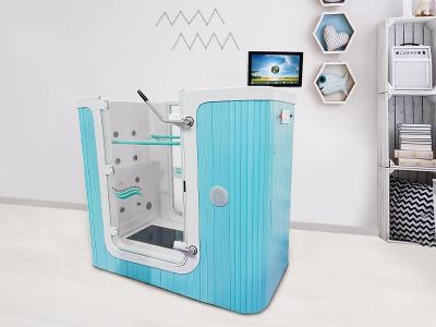 水中步行訓練跑臺浴槽